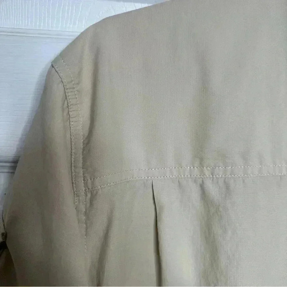 Field & Stream  Button Down Fishing Shirt Short Sleeved Cream Size Extra Large - Picture 13 of 16